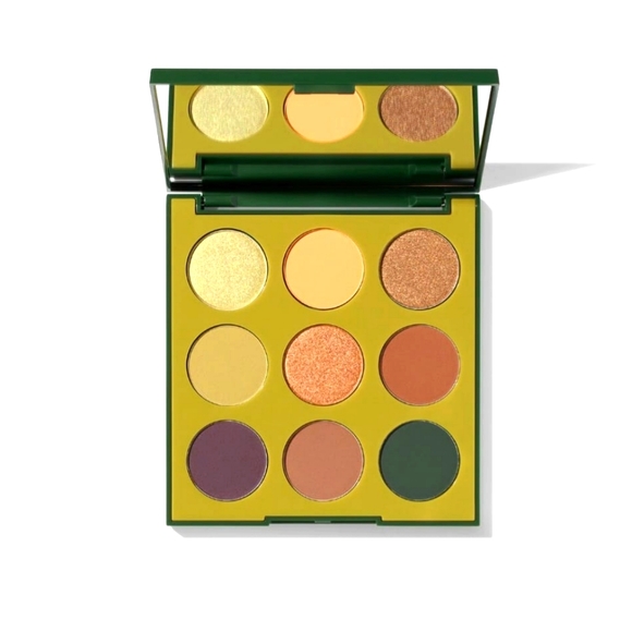 🆕️MORPHE 9K KHAKI CALLING ARTISTRY PALETTE 🆕️ ♥️ - Picture 1 of 3